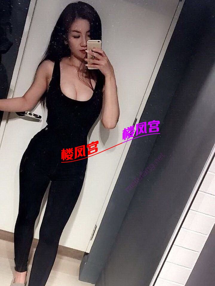 004647ph4525l7333rh32u.jpg