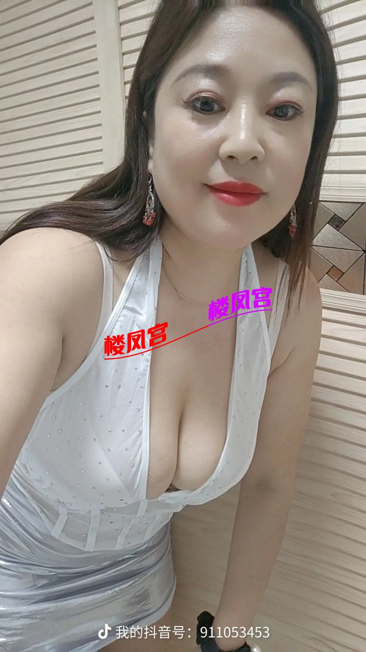 7062E24E-8503-400C-BA1B-4C471A70F0A3-75994-0000320ADBABFE9B.jpeg