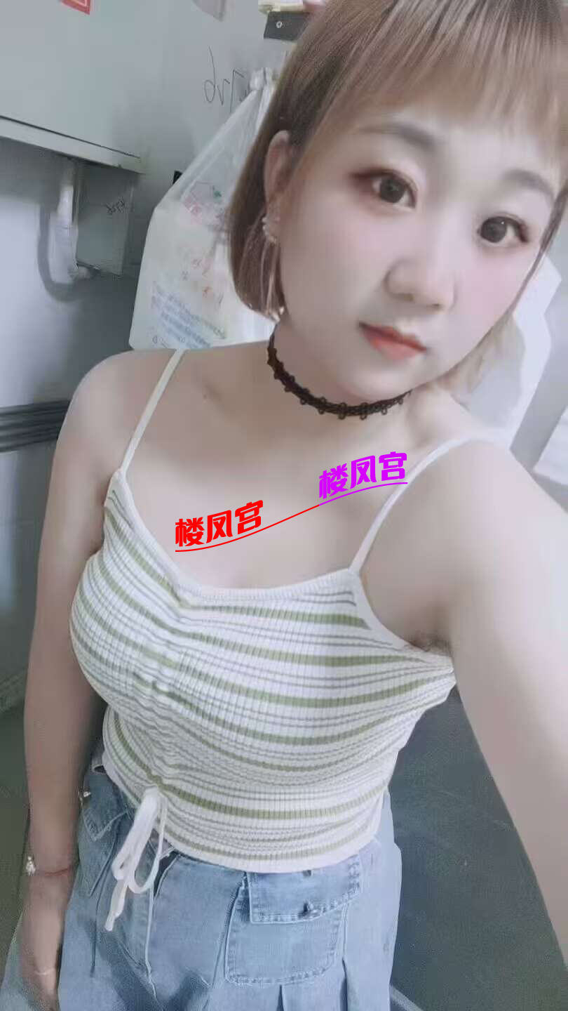 5893FFF1E0EF072DBBDE3A567EE3E728.png
