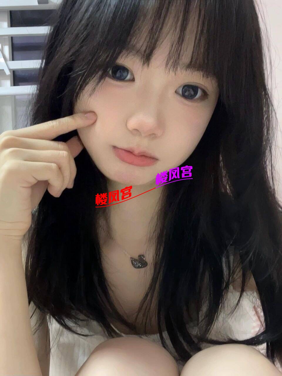 R4~E}NYH8RJC9RA]3%SH7_P_tmb.jpg